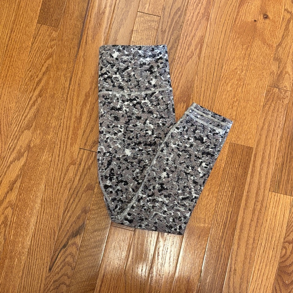 Gray and Black Patterned Leggings 7/8 length